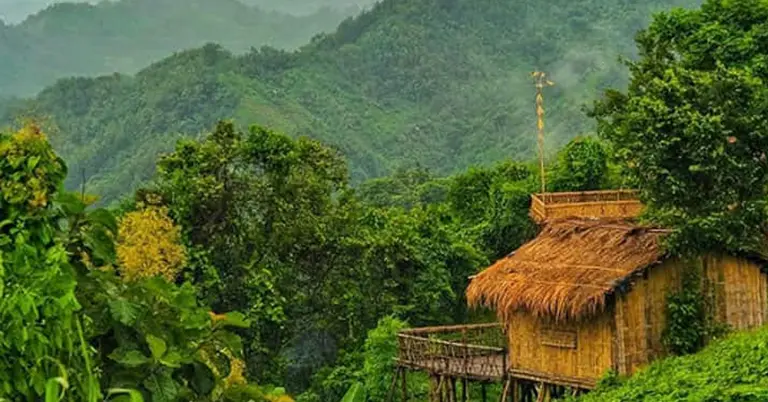 পর্যটন রিসোর্ট